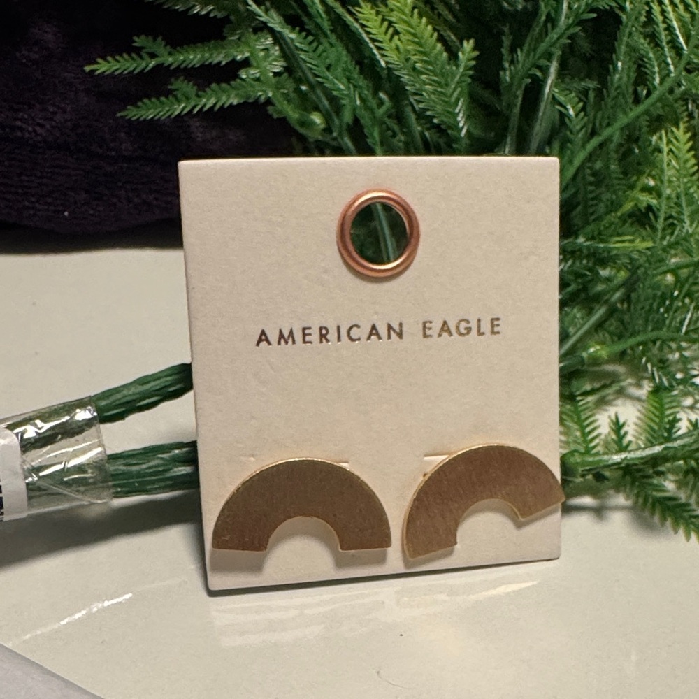 American Eagle Outfitters Gold Half-Moon Stud Earrings (BR555) - Picture 2 of 4